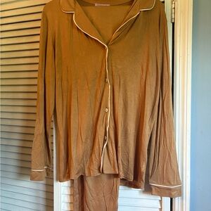 Hale Bob Brown Pajama Set with White Trim